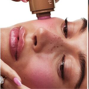 Rhode pocket blush - piggy